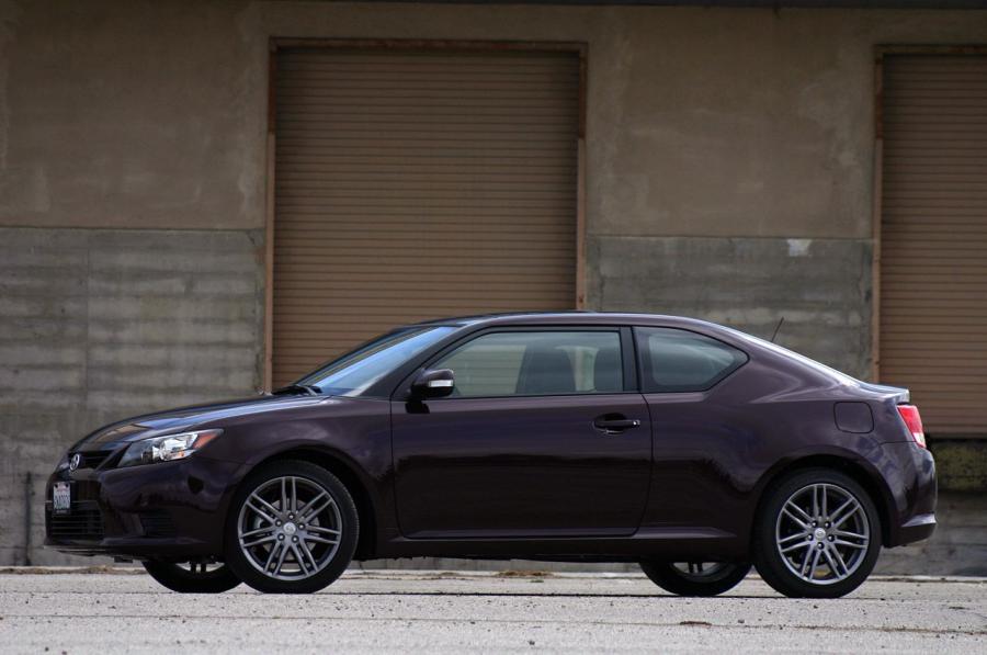  Scion tC 2011 года  (фото 19 из 68)